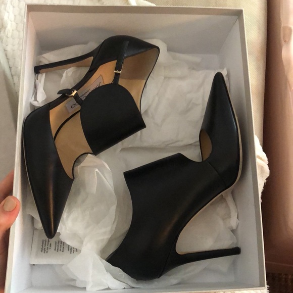 Jimmy Choo ‘Heath’ Pump - Picture 12 of 16